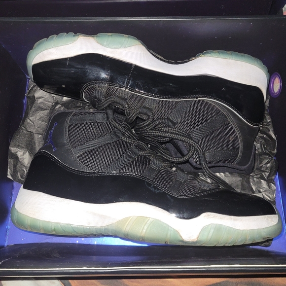 2016 space jam jordan 11 - Picture 1 of 3